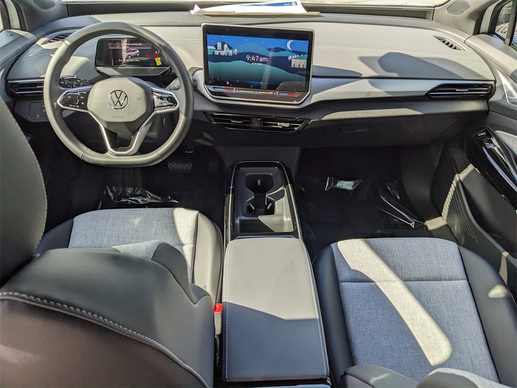 Vehicle image 15 of 29
