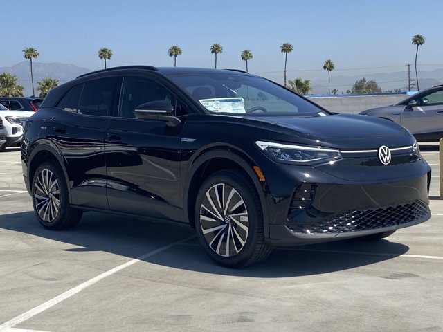 Vehicle image 3 of 17