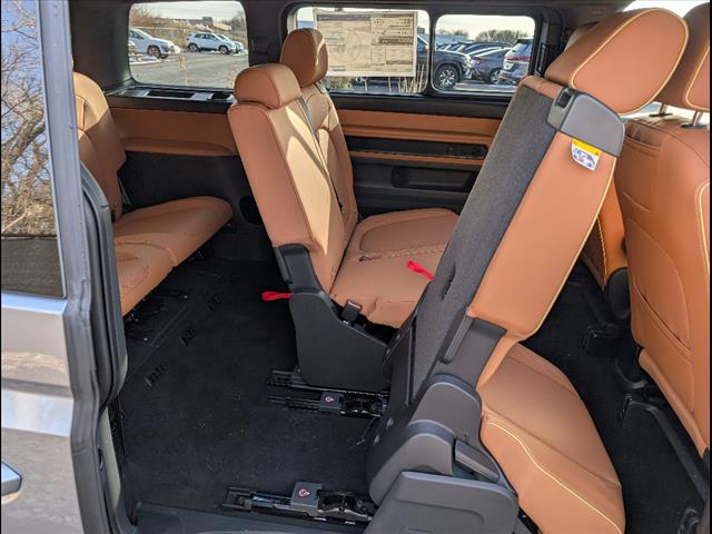 Vehicle image 24 of 58