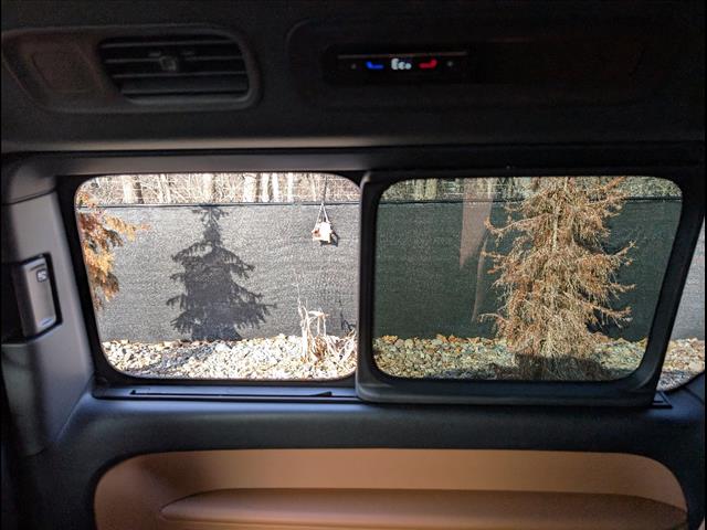 Vehicle image 23 of 58