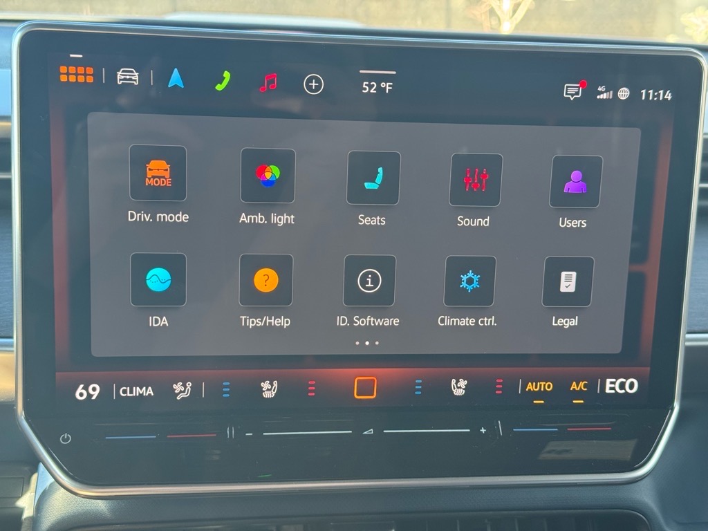 Vehicle image 44 of 47