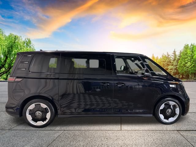 2025 Volkswagen ID. Buzz Pro S Image 5 of 40