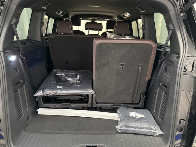 2025 Volkswagen ID. Buzz Pro S Image 37 of 40