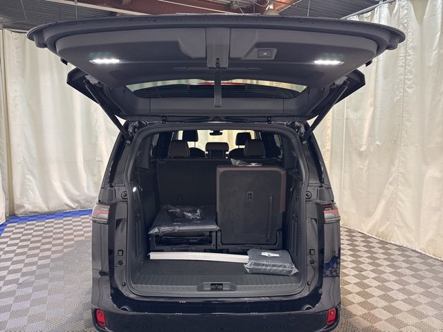 2025 Volkswagen ID. Buzz Pro S Image 36 of 40