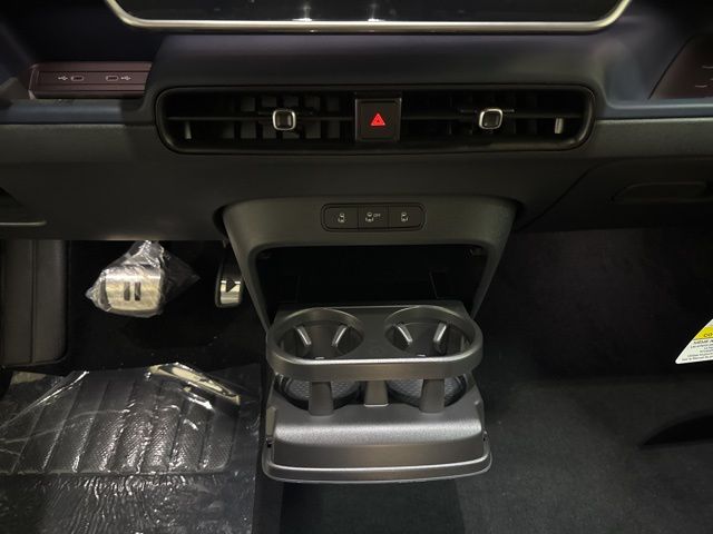 2025 Volkswagen ID. Buzz Pro S Image 23 of 40