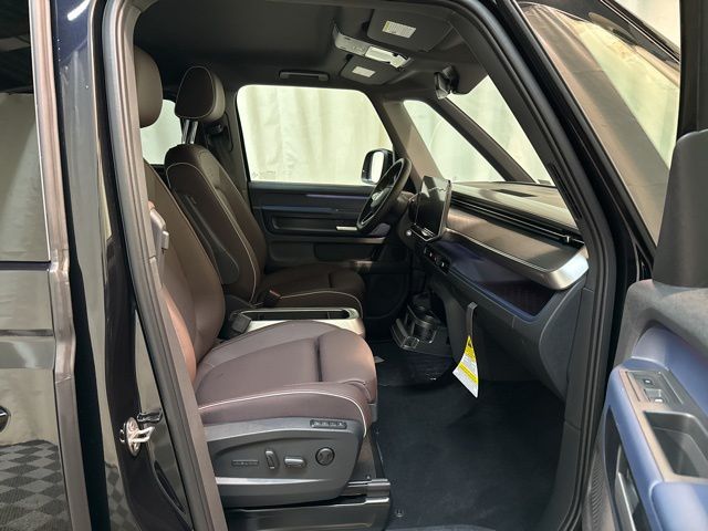 2025 Volkswagen ID. Buzz Pro S Image 34 of 40
