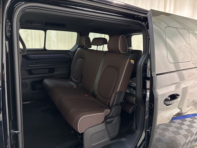 2025 Volkswagen ID. Buzz Pro S Image 26 of 40