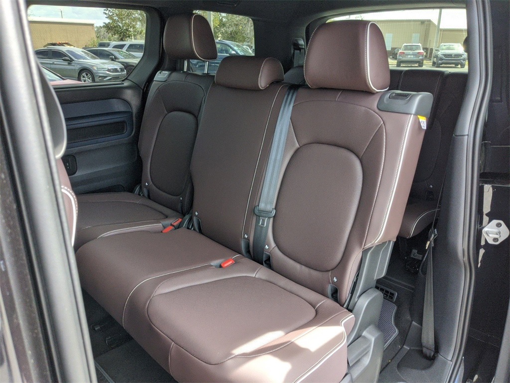 2025 Volkswagen ID. Buzz Pro S Image 25 of 44