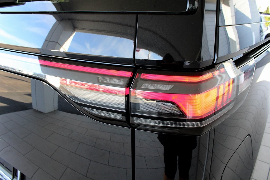 2025 Volkswagen ID. Buzz Pro S Image 16 of 79