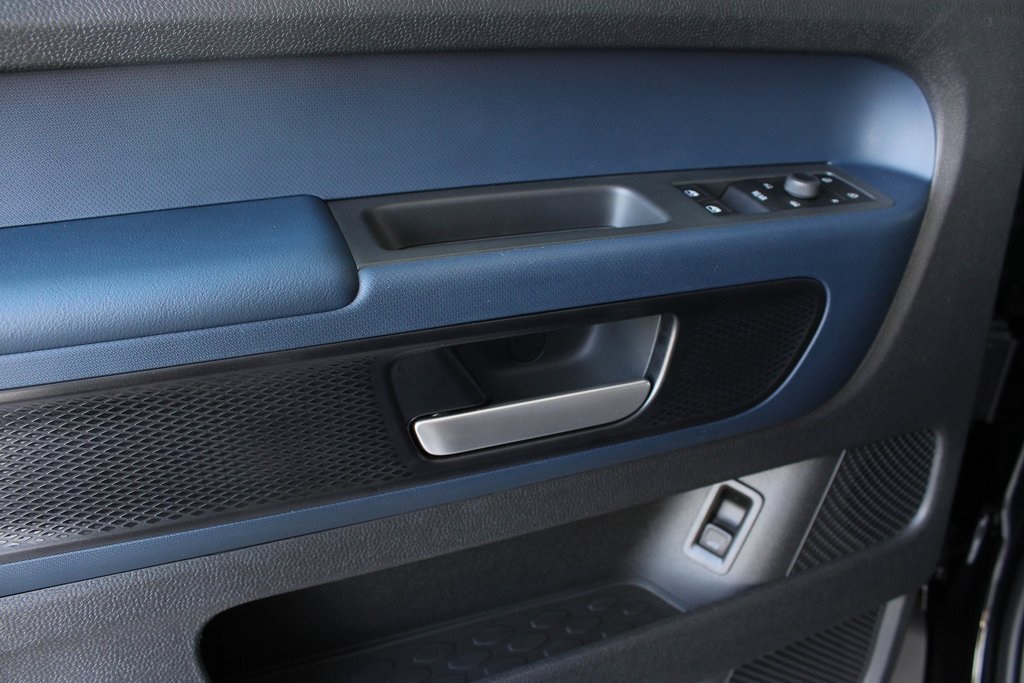 2025 Volkswagen ID. Buzz Pro S Image 51 of 79