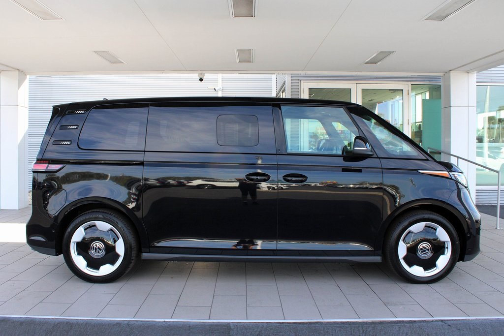 2025 Volkswagen ID. Buzz Pro S Image 3 of 79