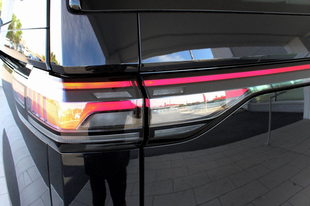 2025 Volkswagen ID. Buzz Pro S Image 14 of 79
