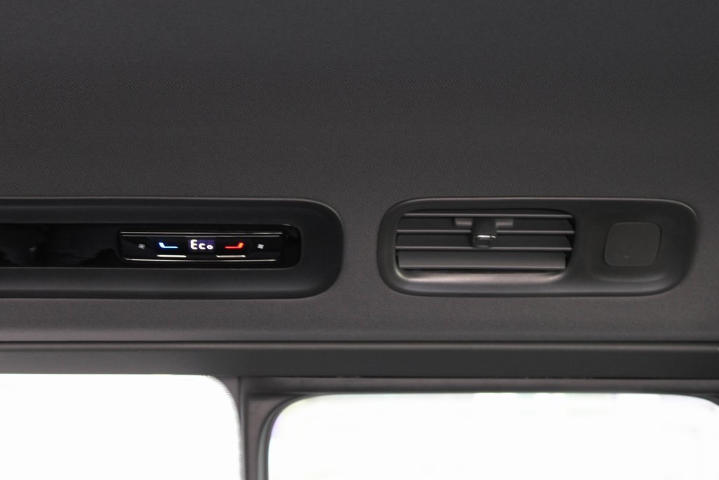 2025 Volkswagen ID. Buzz Pro S Image 57 of 79