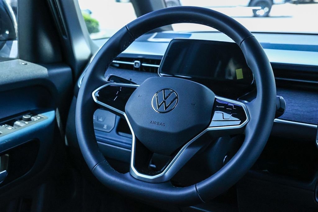 2025 Volkswagen ID. Buzz Pro S Image 29 of 45