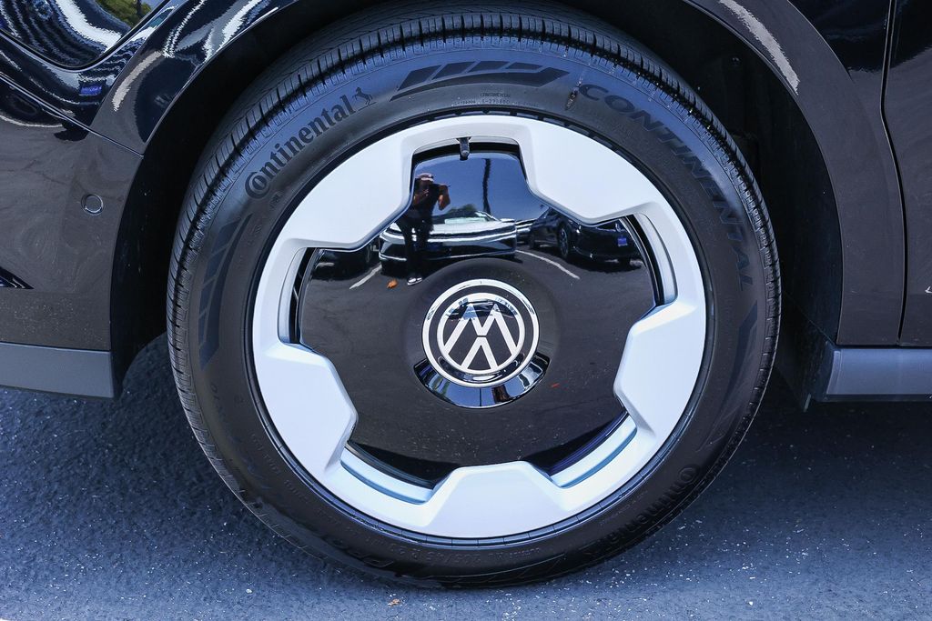 2025 Volkswagen ID. Buzz Pro S Image 18 of 45