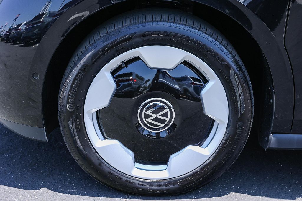 2025 Volkswagen ID. Buzz Pro S Image 13 of 45