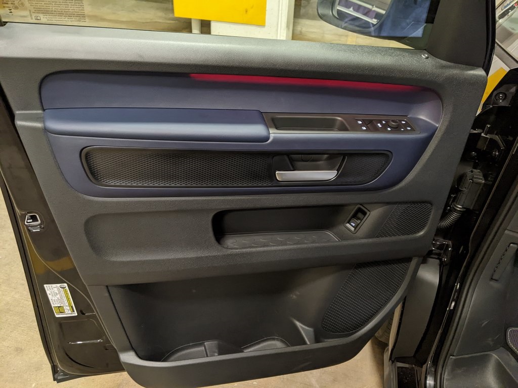 2025 Volkswagen ID. Buzz Pro S Image 20 of 32