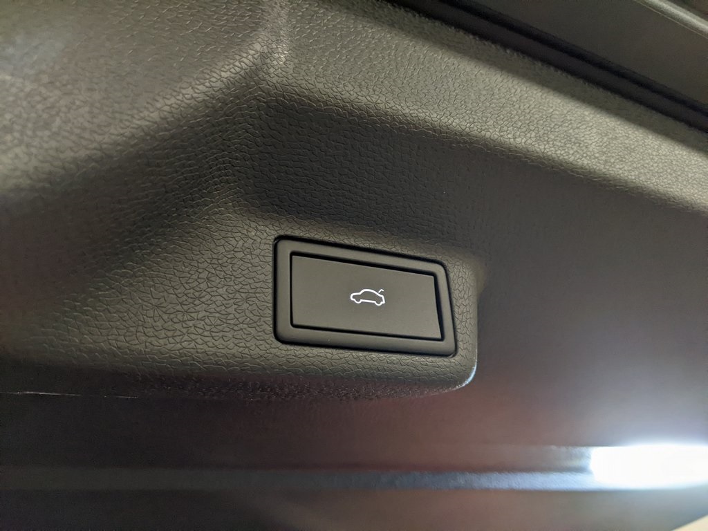 2025 Volkswagen ID. Buzz Pro S Image 24 of 32