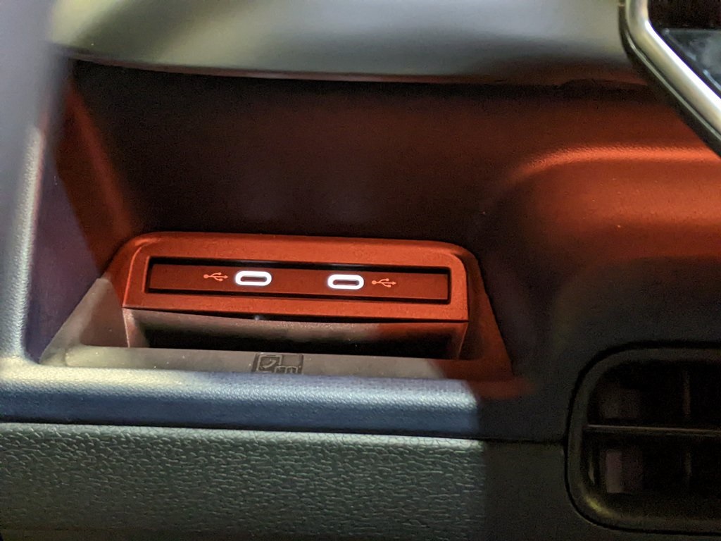 2025 Volkswagen ID. Buzz Pro S Image 22 of 32