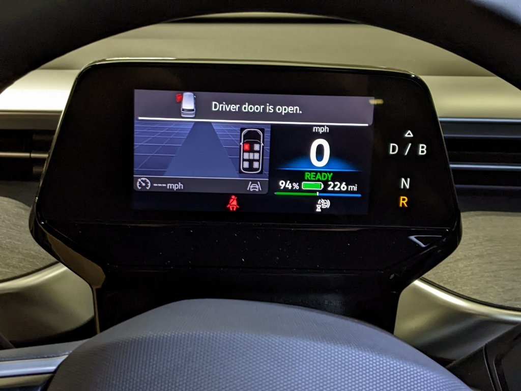 2025 Volkswagen ID. Buzz Pro S Image 16 of 32