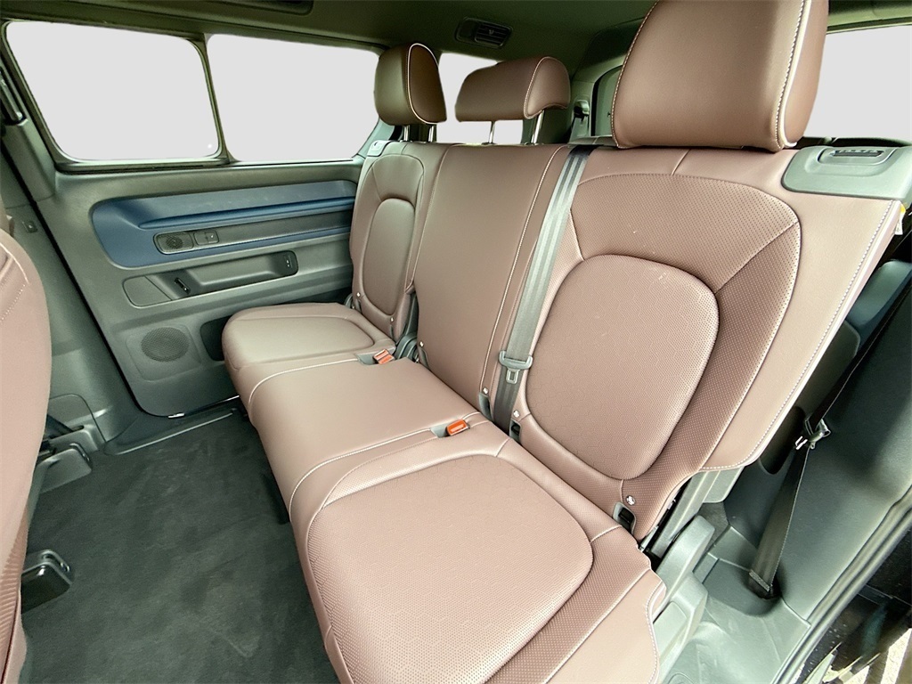 2025 Volkswagen ID. Buzz Pro S Image 13 of 31