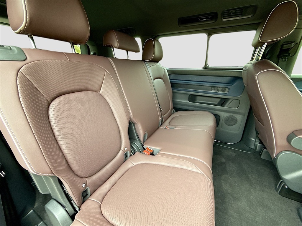 2025 Volkswagen ID. Buzz Pro S Image 11 of 31