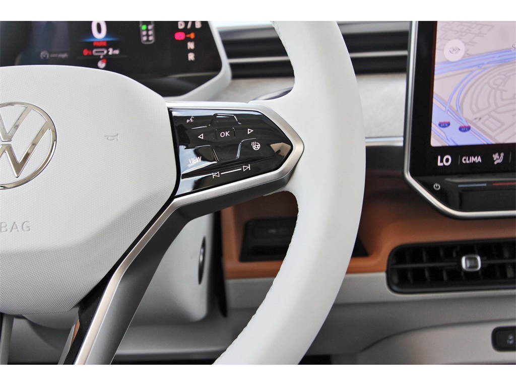2025 Volkswagen ID. Buzz Pro S Image 32 of 34