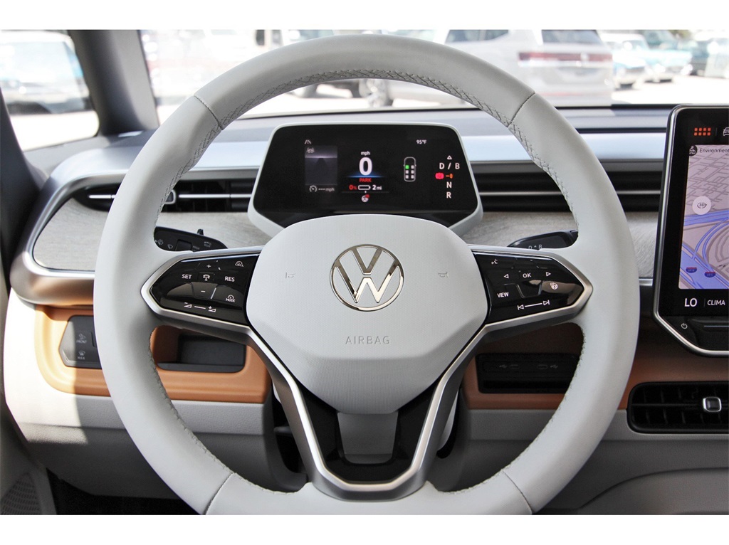2025 Volkswagen ID. Buzz Pro S Image 29 of 34