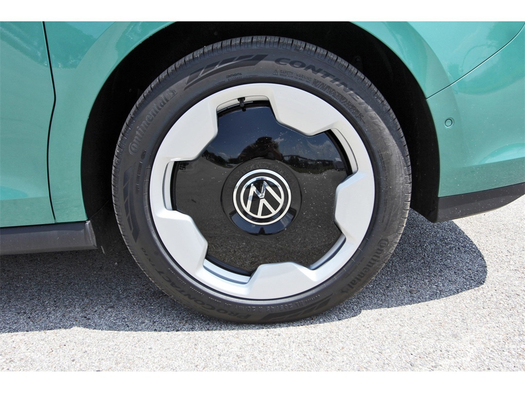 2025 Volkswagen ID. Buzz Pro S Image 10 of 34
