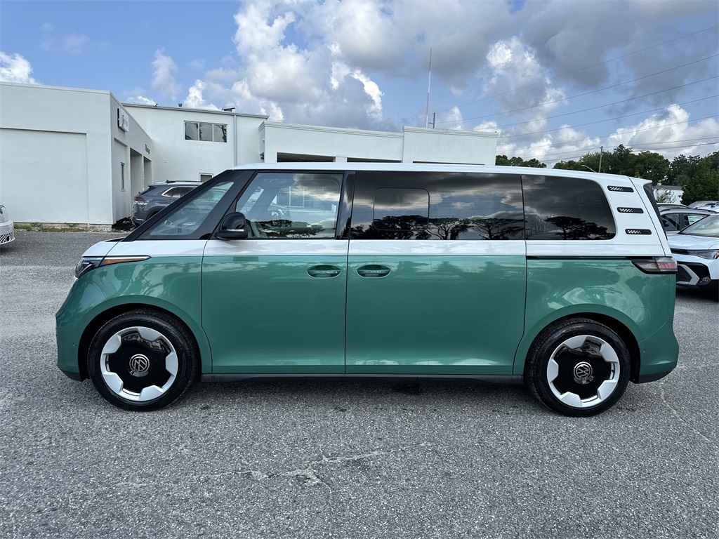 2025 Volkswagen ID. Buzz Pro S Image 5 of 33