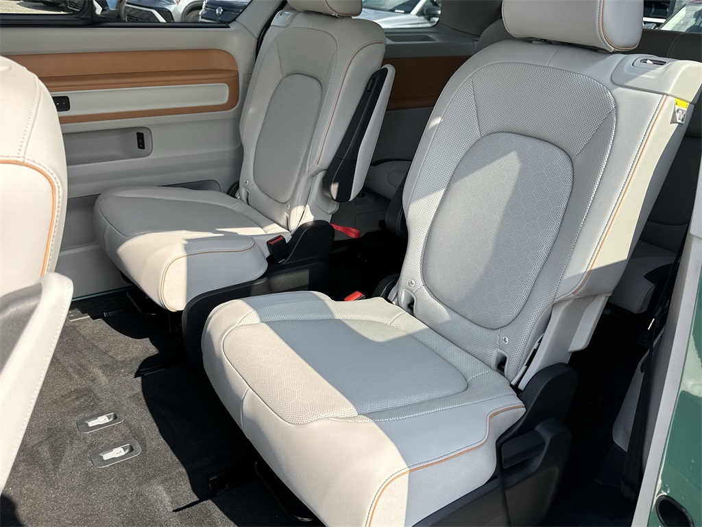 2025 Volkswagen ID. Buzz Pro S Image 10 of 33
