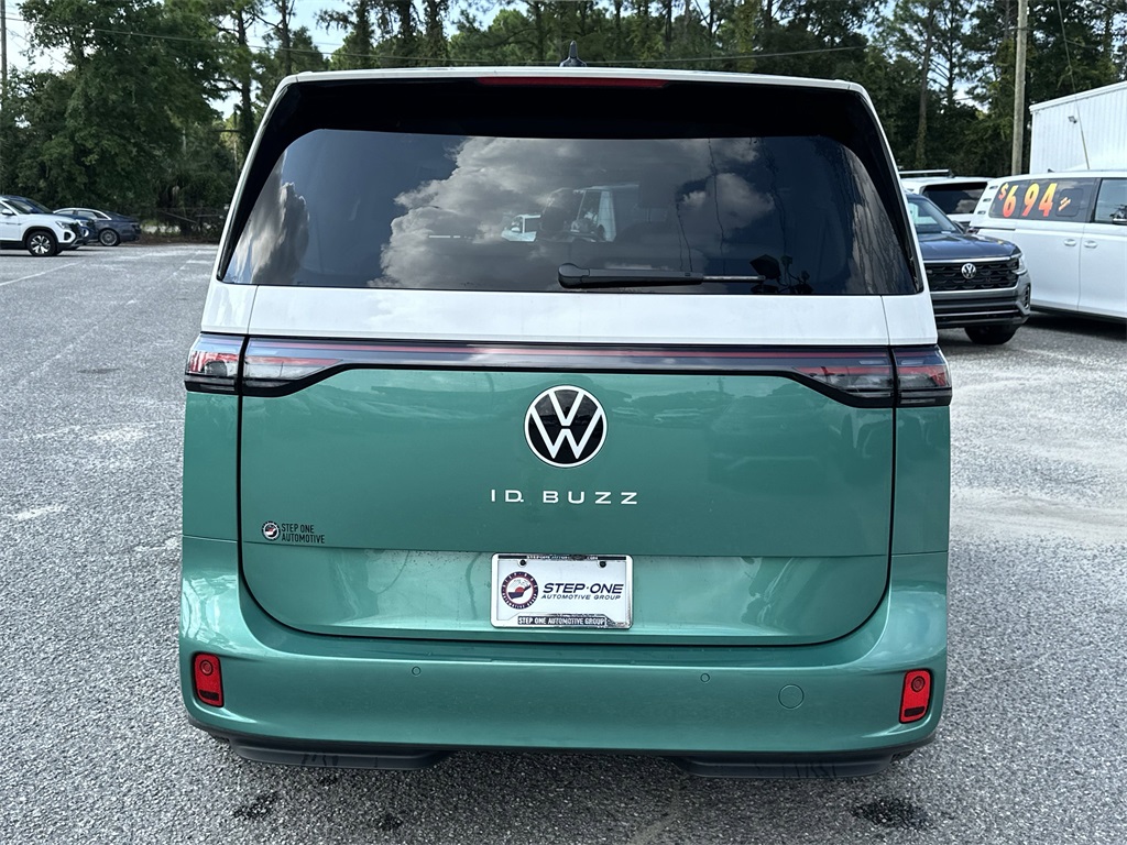 2025 Volkswagen ID. Buzz Pro S Image 7 of 33
