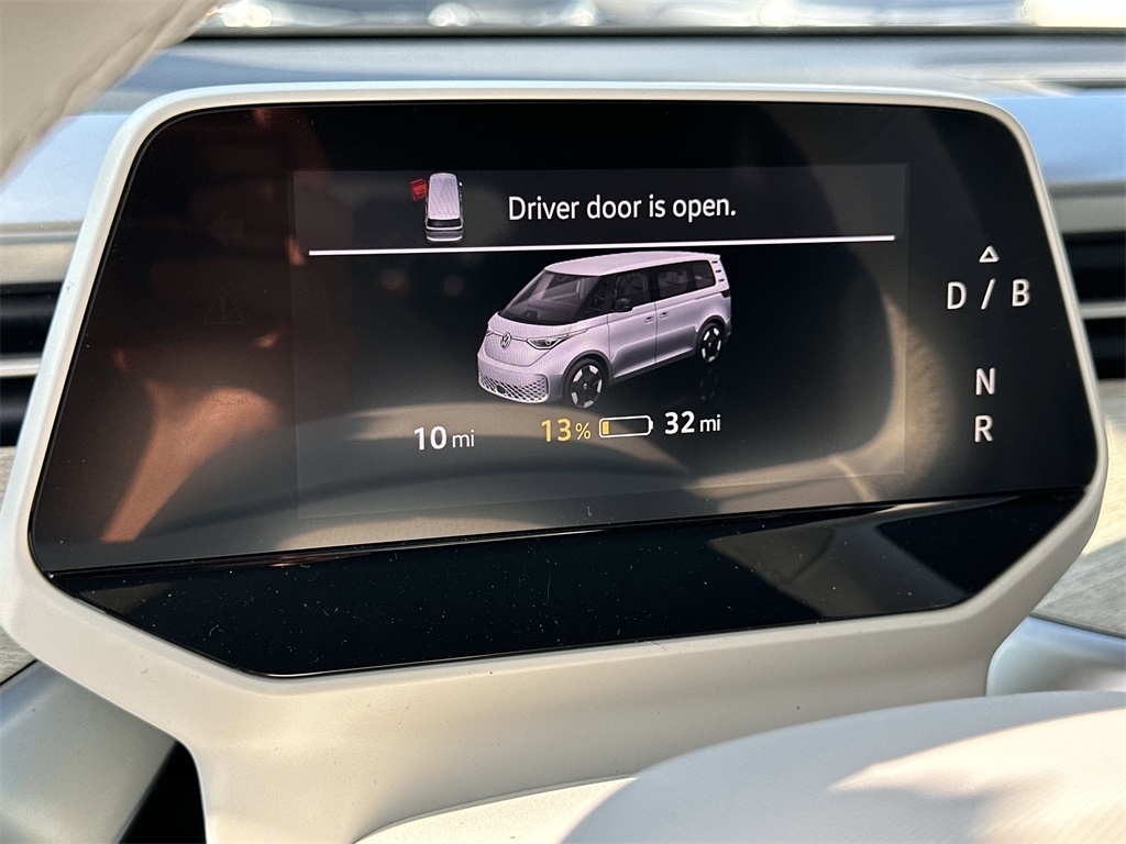 2025 Volkswagen ID. Buzz Pro S Image 24 of 33
