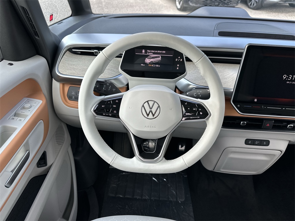 2025 Volkswagen ID. Buzz Pro S Image 16 of 33