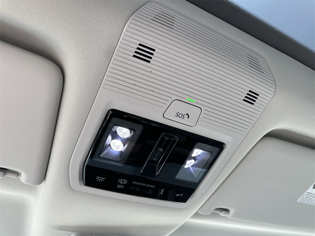 2025 Volkswagen ID. Buzz Pro S Image 30 of 33