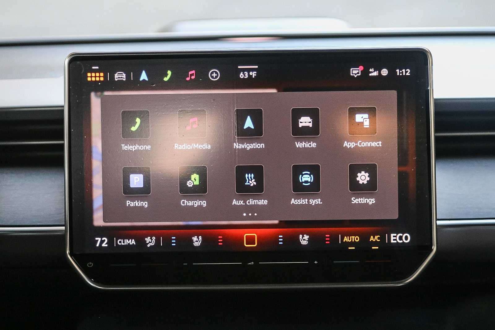 2025 Volkswagen ID. Buzz Pro S Image 16 of 41