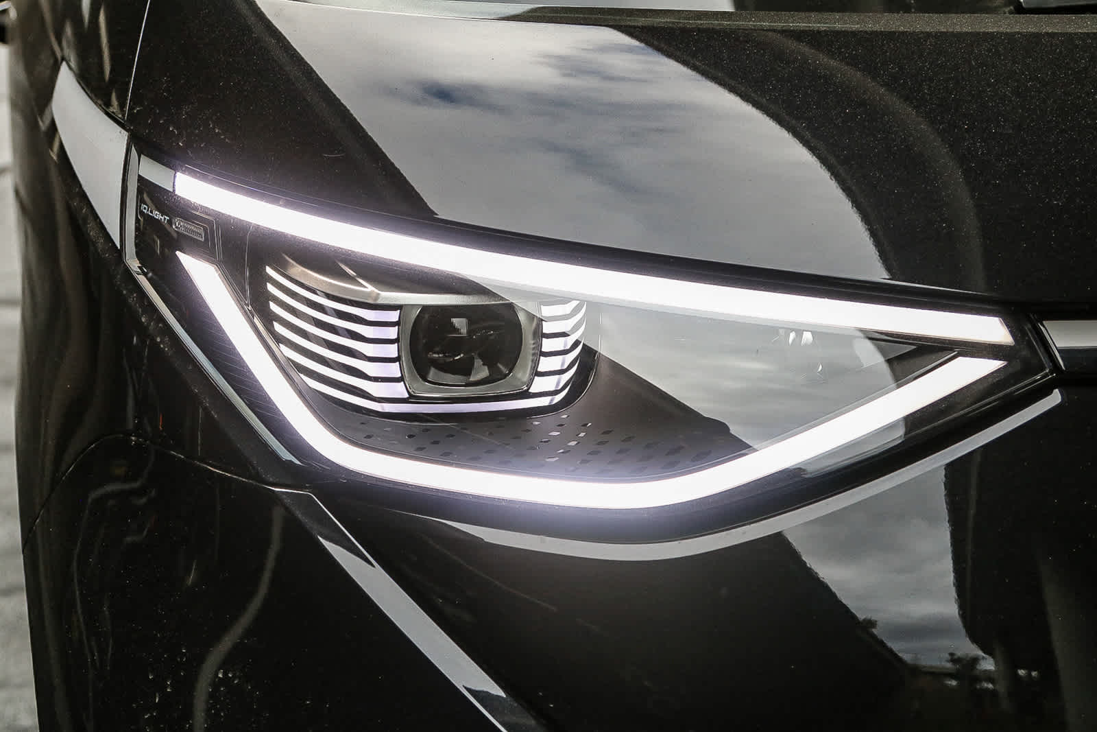 2025 Volkswagen ID. Buzz Pro S Image 6 of 41