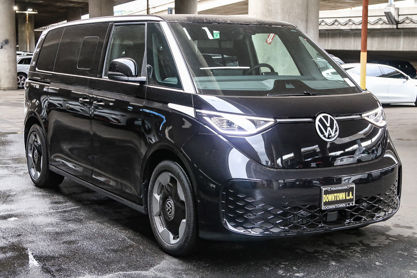 2025 Volkswagen ID. Buzz Pro S Image 3 of 41