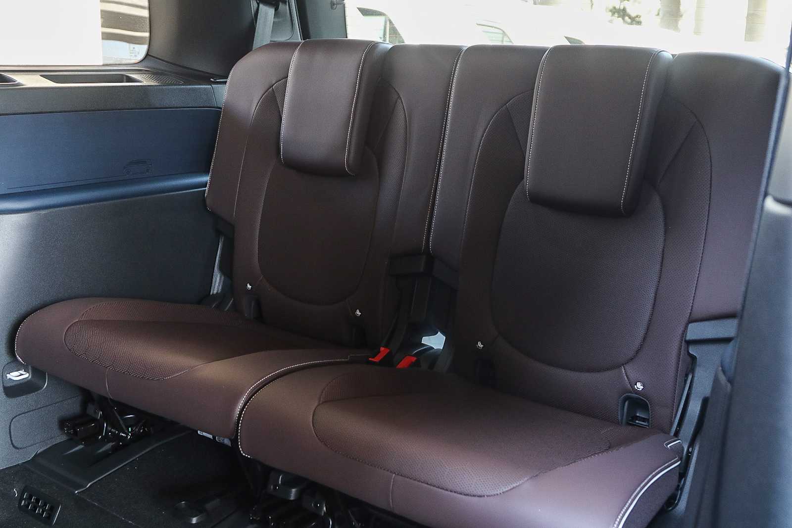2025 Volkswagen ID. Buzz Pro S Image 35 of 41