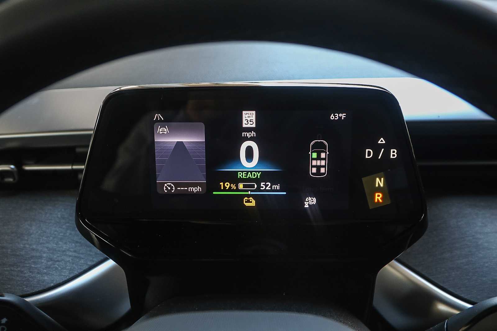 2025 Volkswagen ID. Buzz Pro S Image 25 of 41
