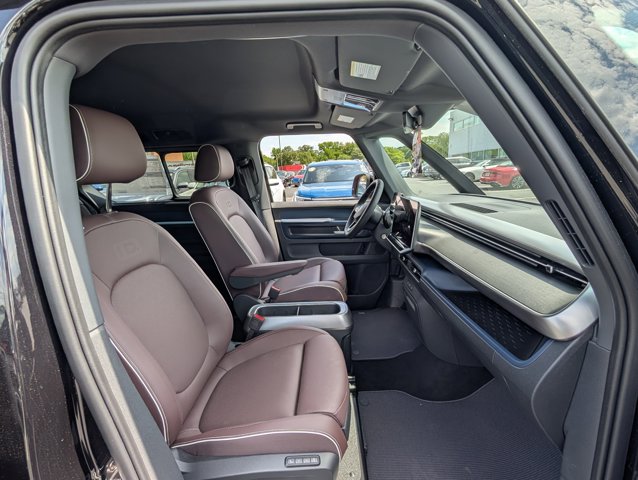 2025 Volkswagen ID. Buzz Pro S Image 7 of 27