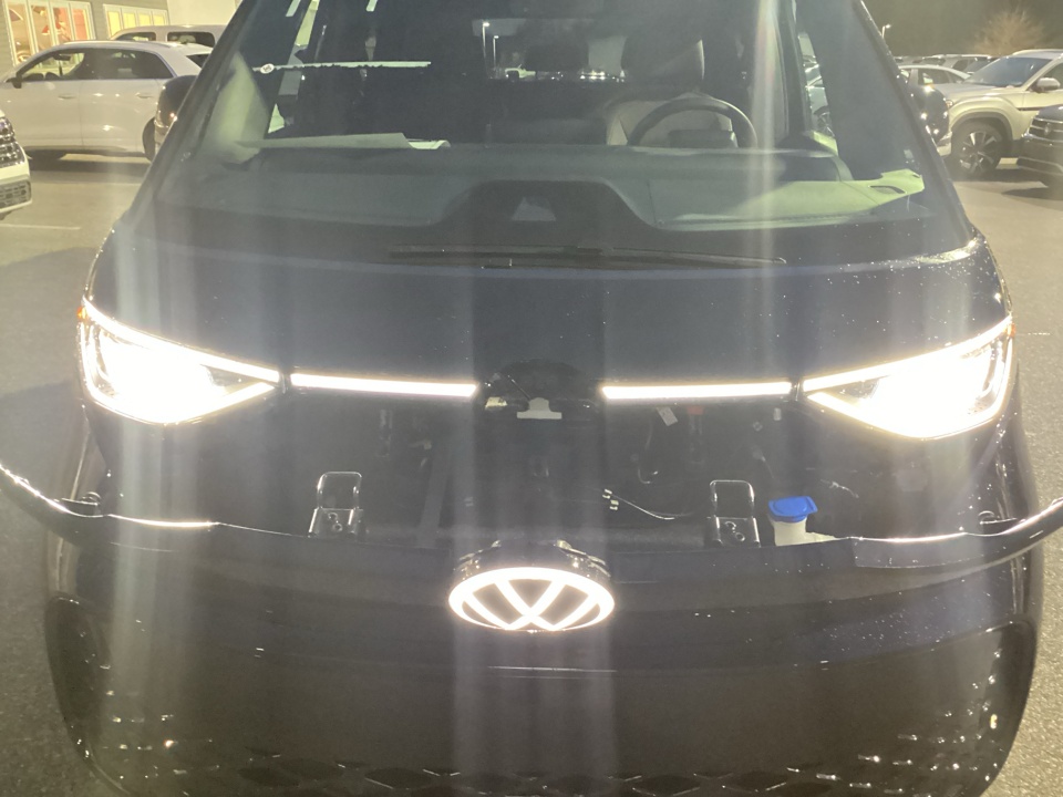 2025 Volkswagen ID. Buzz Pro S Image 2 of 34