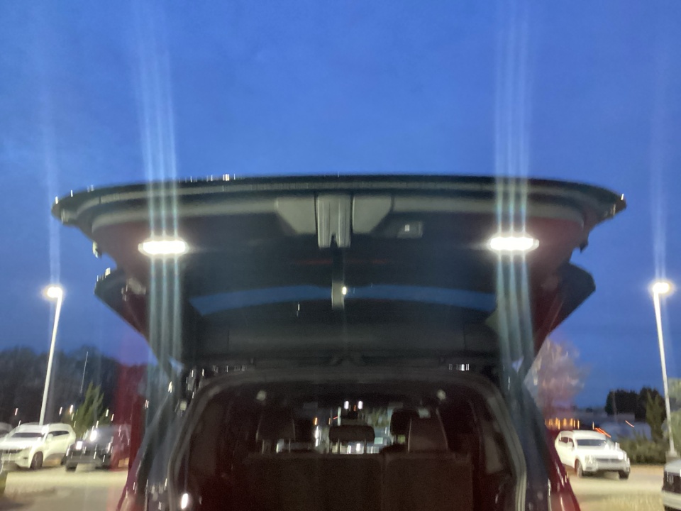 2025 Volkswagen ID. Buzz Pro S Image 15 of 34