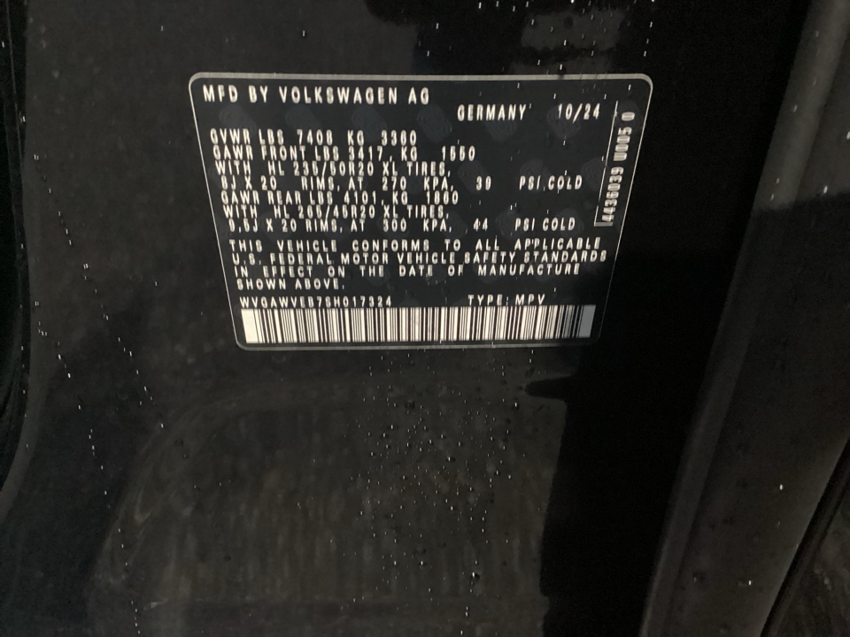 2025 Volkswagen ID. Buzz Pro S Image 30 of 34