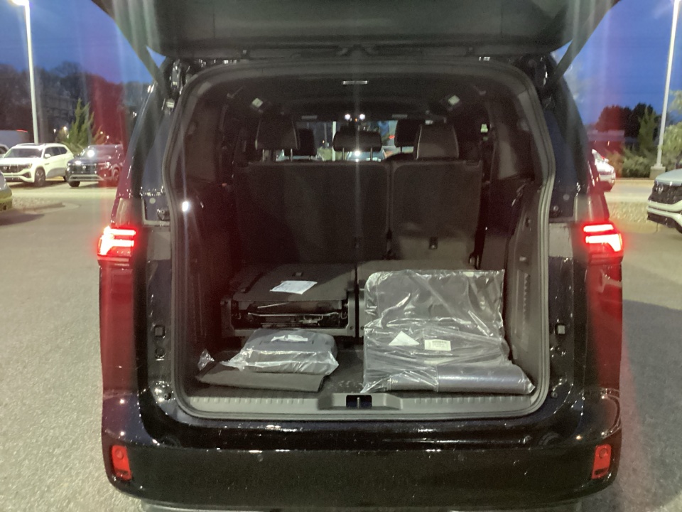 2025 Volkswagen ID. Buzz Pro S Image 14 of 34