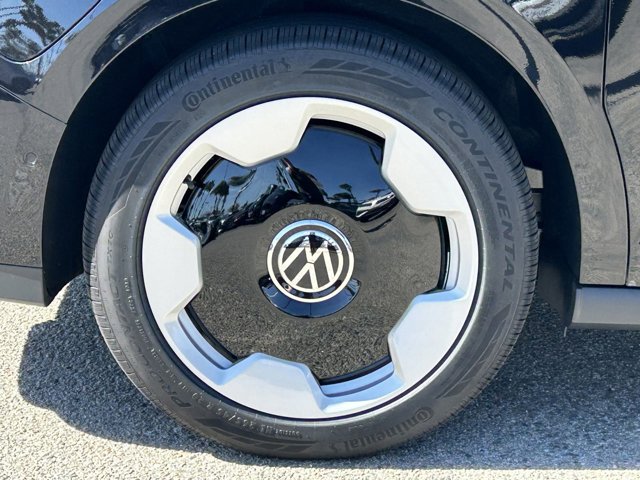 2025 Volkswagen ID. Buzz Pro S Image 6 of 17