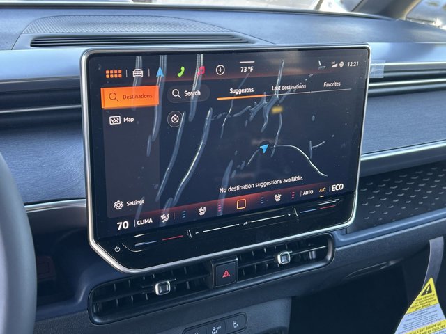 2025 Volkswagen ID. Buzz Pro S Image 15 of 17