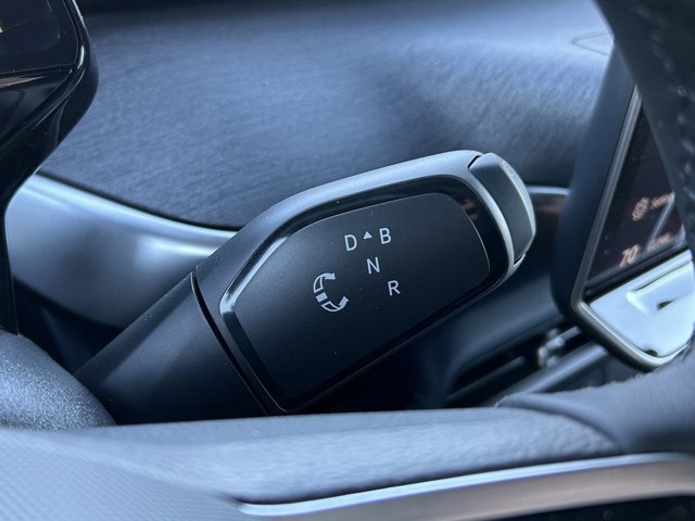 2025 Volkswagen ID. Buzz Pro S Image 17 of 17