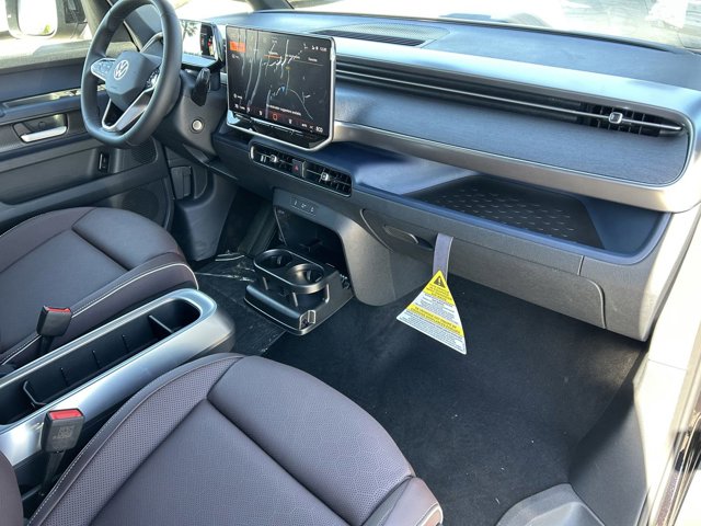 2025 Volkswagen ID. Buzz Pro S Image 13 of 17