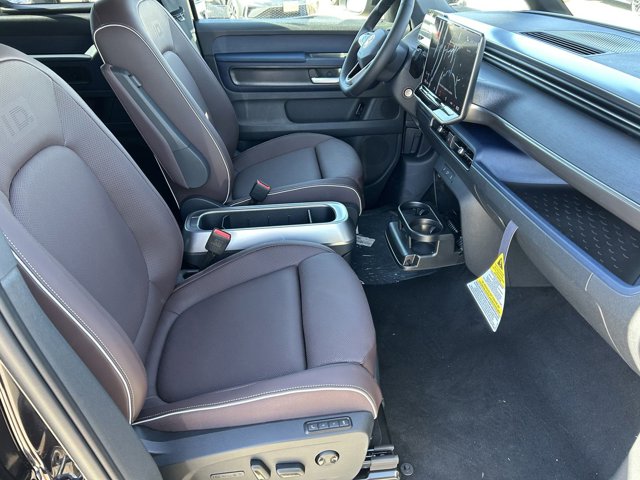 2025 Volkswagen ID. Buzz Pro S Image 10 of 17